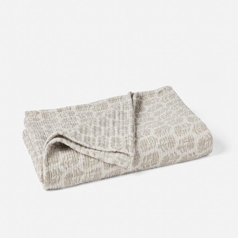Mirada Organic Matelasse Throw